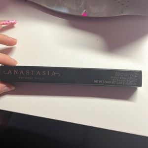Anastasia beverly hills brow wiz